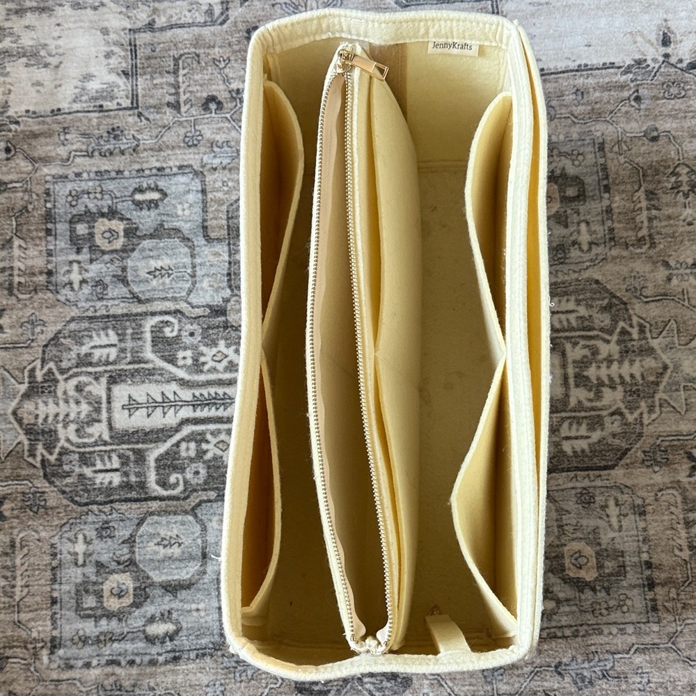 Never full LV organizer insert